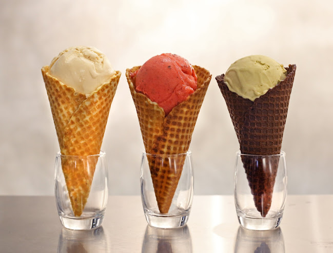 Opinii despre Burnt Cones Gelato (Sunset Way) în Singapore - Hospitality and gastronomy