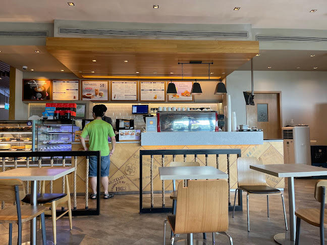 The Coffee Bean and Tea Leaf (Waterway Point) - Hospitality and gastronomy