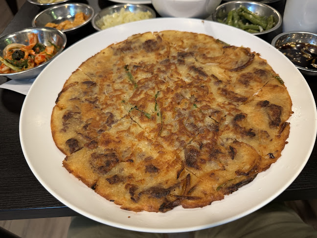 106 Clementi Street 12, #01-58/60, Singapore 120106