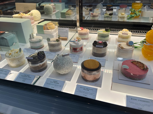 CAKEBAR @ ORCHARD PALAIS RENAISSANCE