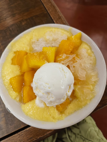 Hup Ka Foon 合家歡 - Hospitality and gastronomy