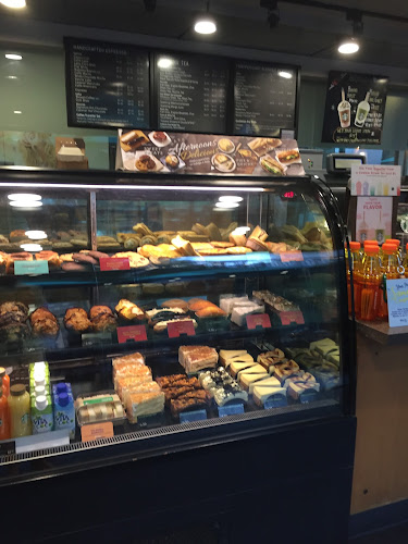 Starbucks - Thomson Plaza - Hospitality and gastronomy