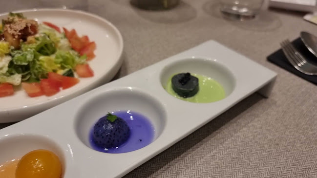 Opinii despre elemen 元素 în Singapore - Hospitality and gastronomy