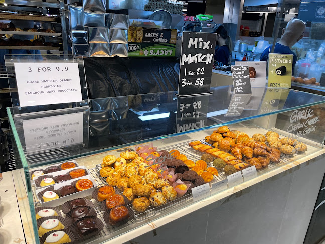 DESEM - Republic Plaza - Hospitality and gastronomy