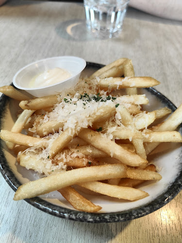 Opinii despre 5 Senses Bistro The Star Vista în Singapore - Hospitality and gastronomy