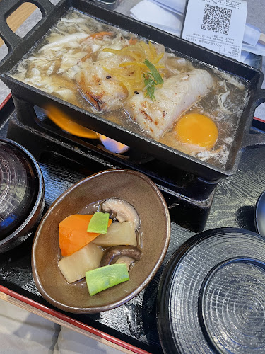 1 HarbourFront Walk, #02-48 Vivo City, Singapore 098585