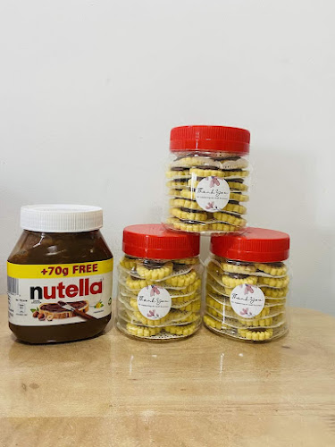 Comentarii opinii despre Once Upon A Pineapple by Nicole Ng