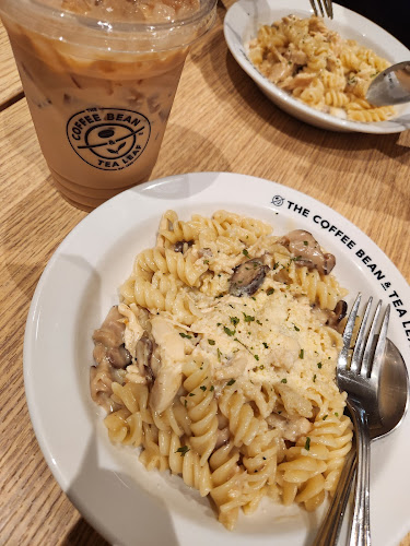 The Coffee Bean and Tea Leaf™ - Tan Tock Seng Hospital - Hospitality and gastronomy