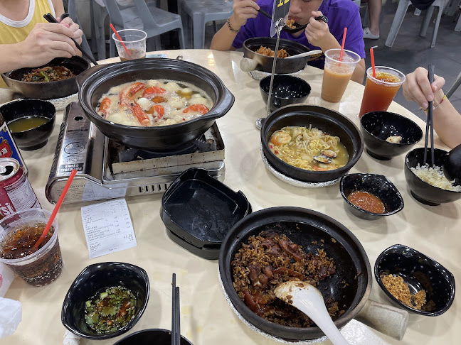 Comentarii opinii despre Golden Chef SG JB Claypot Rice / JB Mee Hoon Kueh