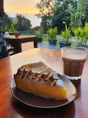 5 by Sans-Façon - Singapore