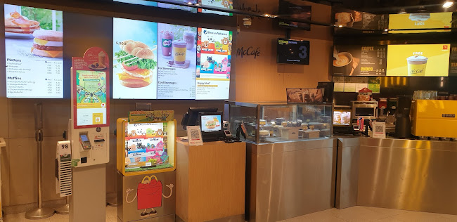 McDonald's Punggol Oasis - Hospitality and gastronomy