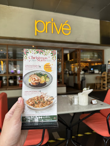Privé Paragon - Singapore