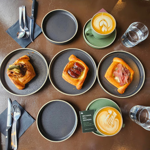 100 Guillemard Rd, #01-02, Singapore 399718