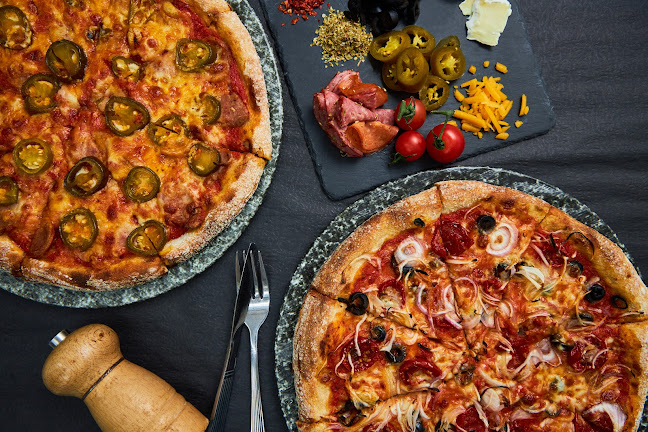 Opinii despre Mr. Kneady's în Singapore - Hospitality and gastronomy