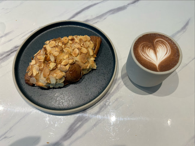 4 Hougang St 11, #01-78A The Minton, Singapore 538753