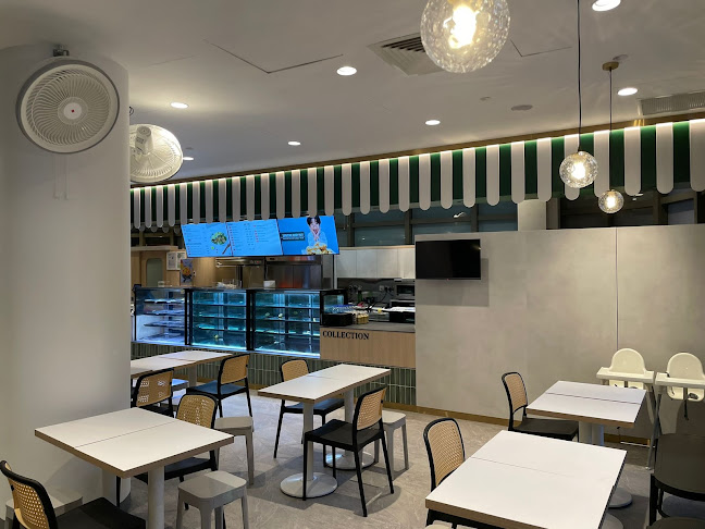 Polar Puffs & Cakes | Sengkang General and Community Hospitals - Singapore