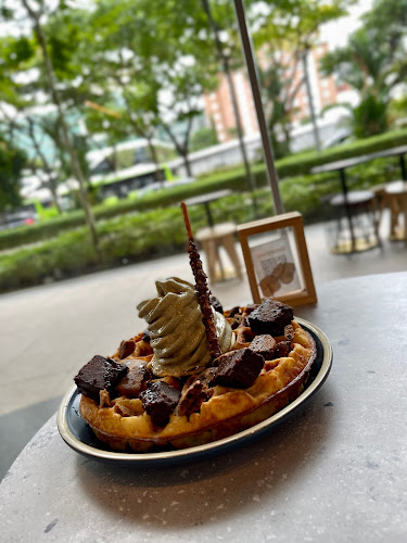 Edith Patisserie Cake Bar - Hospitality and gastronomy