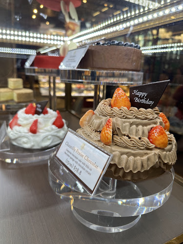 Comentarii opinii despre Henri Charpentier