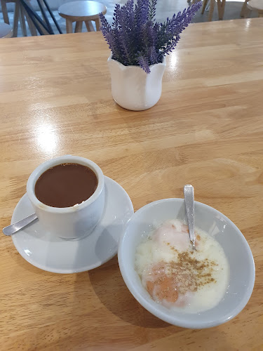 Opinii despre The Living Room Eating House în Singapore - Hospitality and gastronomy