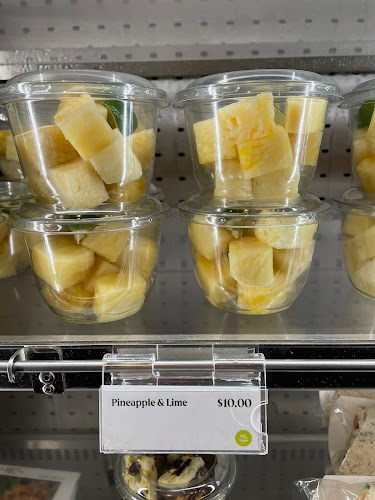 Pret A Manger (Terminal 3) - Hospitality and gastronomy