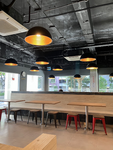 Arnold's Fried Chicken Bedok Branch - Singapore