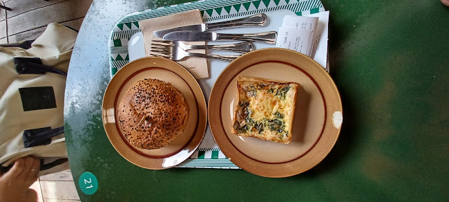 Tiong Bahru Bakery - Safari - Hospitality and gastronomy