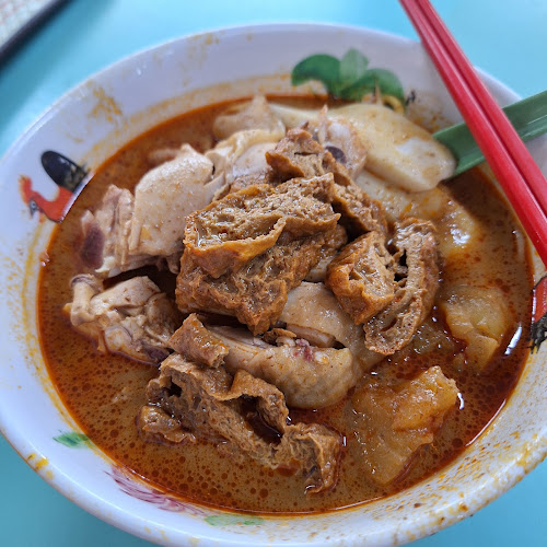Heng Kee Curry Chicken Bee Hoon Mee - Singapore