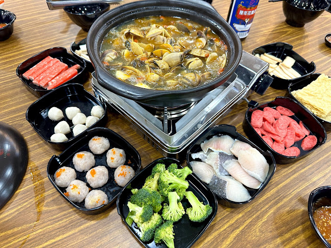 Comentarii opinii despre Golden Chef SG JB Claypot Rice / JB Mee Hoon Kueh