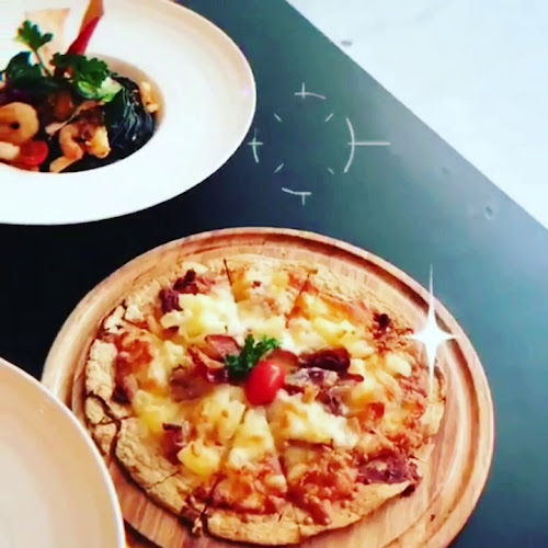 Opinii despre Sweet Garden Dining Cafe în Singapore - Hospitality and gastronomy