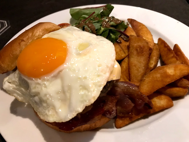 Opinii despre Grapevine Cafe Bar & Restaurant în Singapore - Hospitality and gastronomy