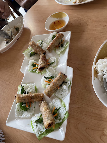 Comentarii opinii despre F.I.C. (Fried Ice Cream & Viet Bites)