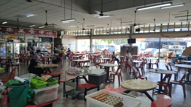 Comentarii opinii despre 亚榮 Hokkien Prawn Noodle-Fried Kway Tiao-Fried Prawn Mee