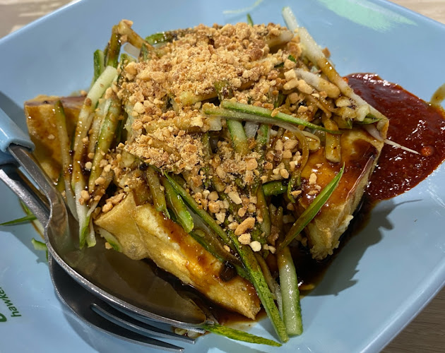 Bukit Panjang Hawker Centre & Market - Hospitality and gastronomy