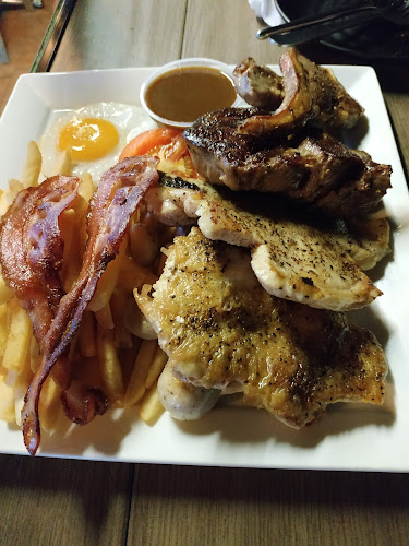 Comentarii opinii despre Charlie's Corner