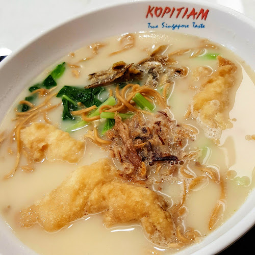 Ban Mian/Fish Soup - Singapore