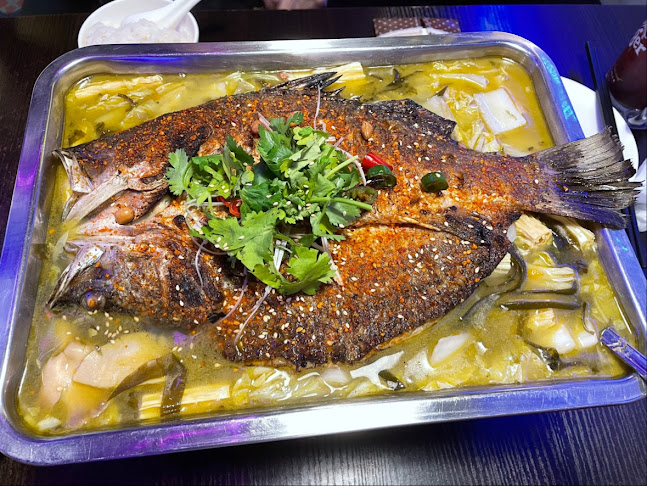 Ah Gu Kaka Wa 国昌川味馆 - Hospitality and gastronomy