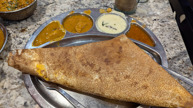 136-138 Casuarina Rd, Singapore 579526