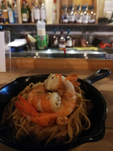 Comentarii opinii despre Iza Your Local Bar