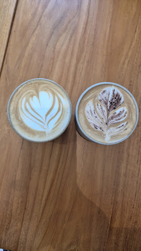 48 Lor Mambong, Singapore 277699