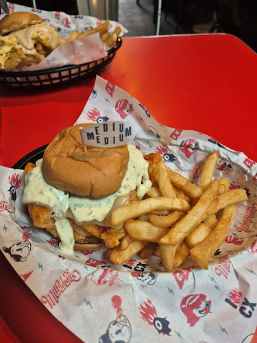 1 Jln Pisang, Singapore 199069