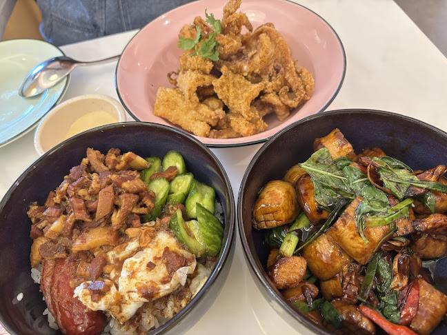 Abundance: Taiwanese Restaurant & Craft Beer Bar (Tampines) - Hospitality and gastronomy