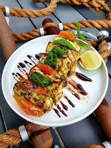 High Tide Bistro and Bar - Singapore