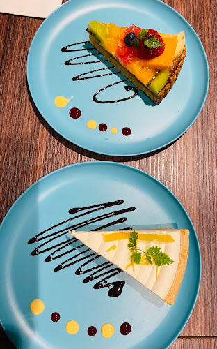 333A Orchard Rd, #02-33 / 34, Singapore 238897