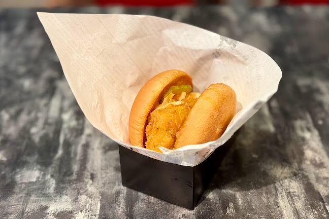 Unwind Cafe - Singapore