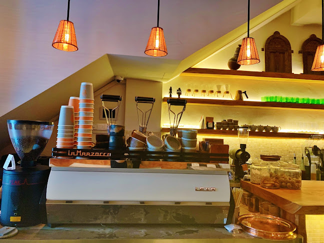 Comentarii opinii despre Kafe Utu