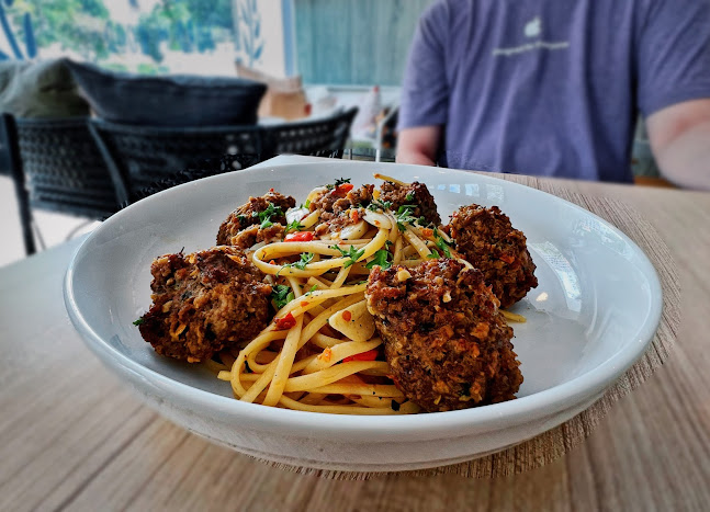 Comentarii opinii despre The Living Room Cafe - Zion Bishan