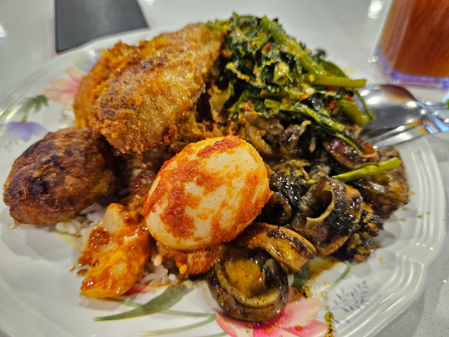 Hougang St 51, 21, Singapore 538719