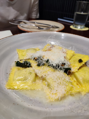 7 Binjai Park, Singapore 589821