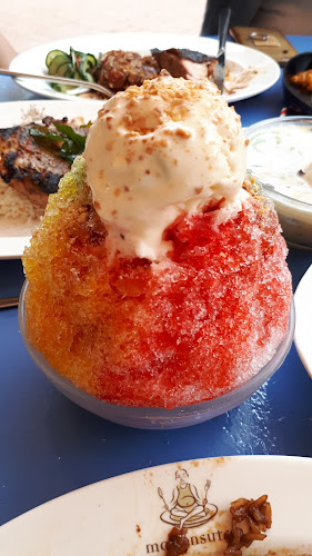 8 Raffles Ave., #01-15 Esplanade Mall, Singapore 039802