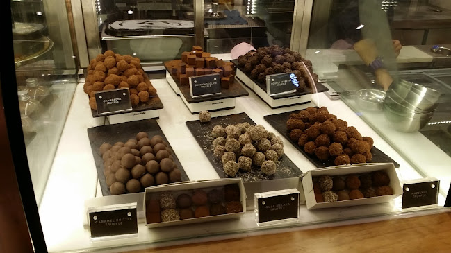 Awfully Chocolate Jem – Bakery, Cake Shop & Birthday Cakes - Hospitality and gastronomy